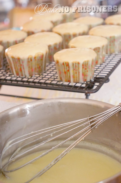 White Chocolate Pecan Cupcakes